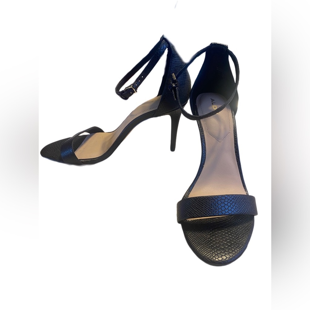 Aldo Black Faux Crocodile Heel - 8.5